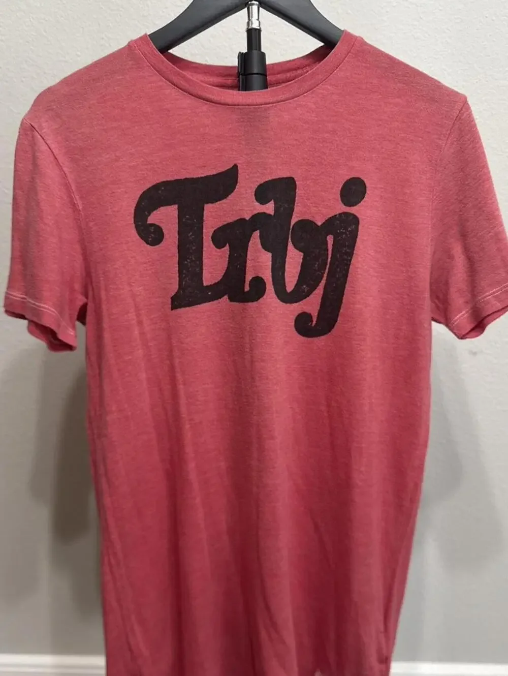True Religion Men's Red and Pink Tshirt